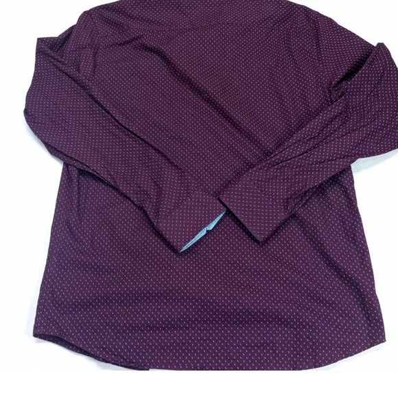 Stylish Maroon Button-Down Shirt for Men Size M - Picture 2 of 2